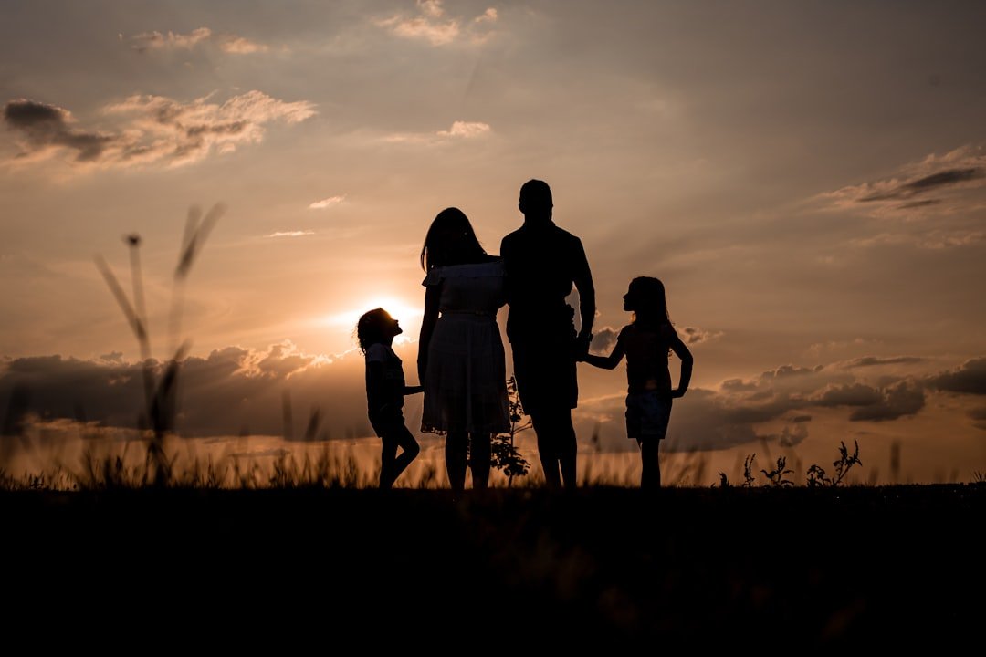 How to set emotional boundaries with family