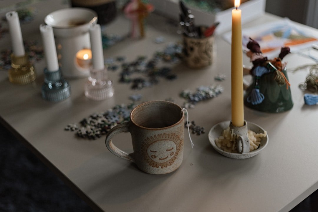 candle moon ritual altar
